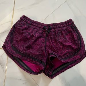 Lululemon shorts sz 6